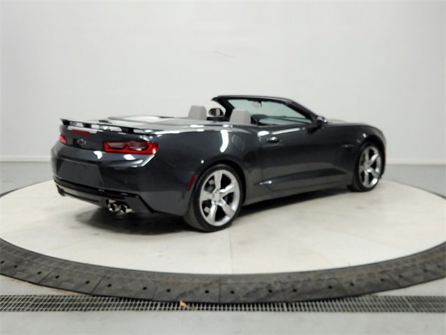 Used 2018 Chevrolet Camaro SS image 7