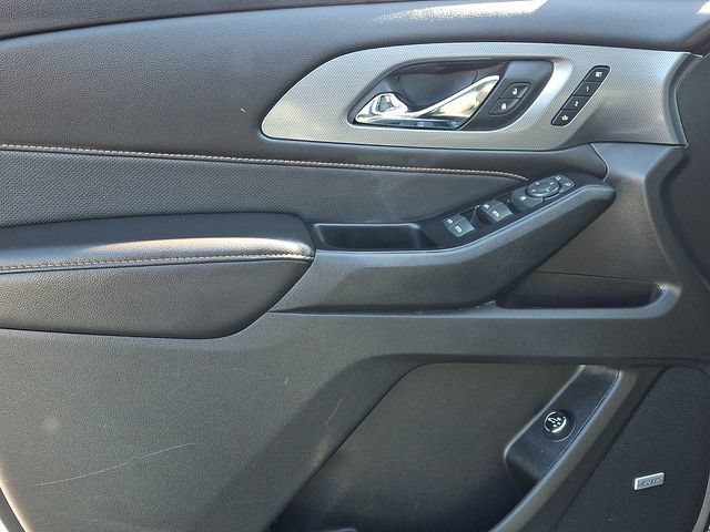 Used 2019 Chevrolet Traverse Premier w/ LPO, Blackout Package AWD/4WD image 14