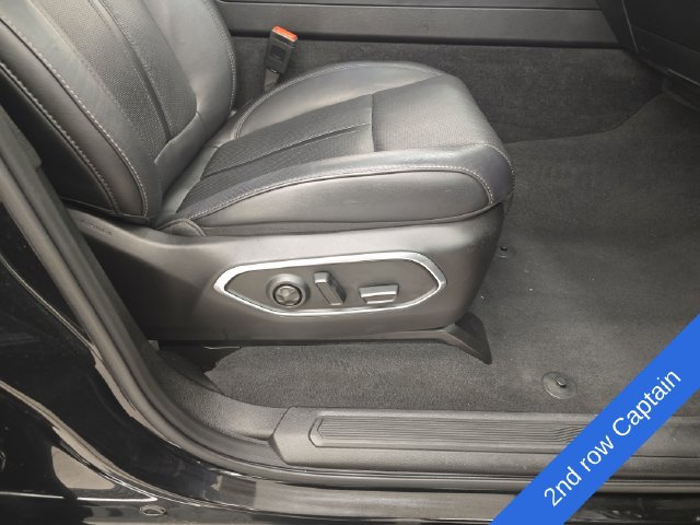 Used 2025 Jeep Wagoneer Series II AWD/4WD image 10