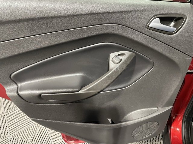 Used 2019 Ford Escape SEL image 18