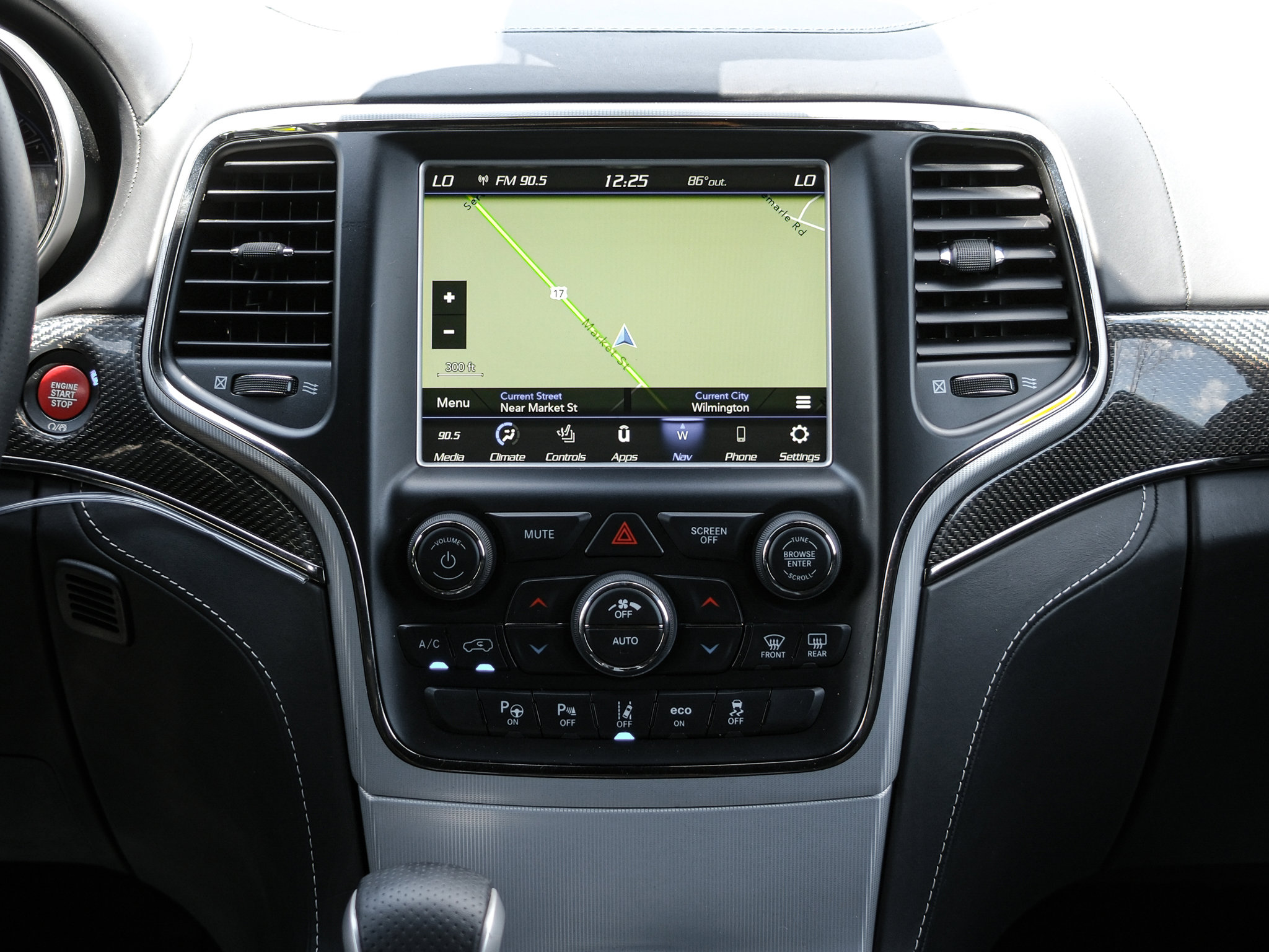 Used 2018 Jeep Grand Cherokee Trackhawk AWD/4WD image 30