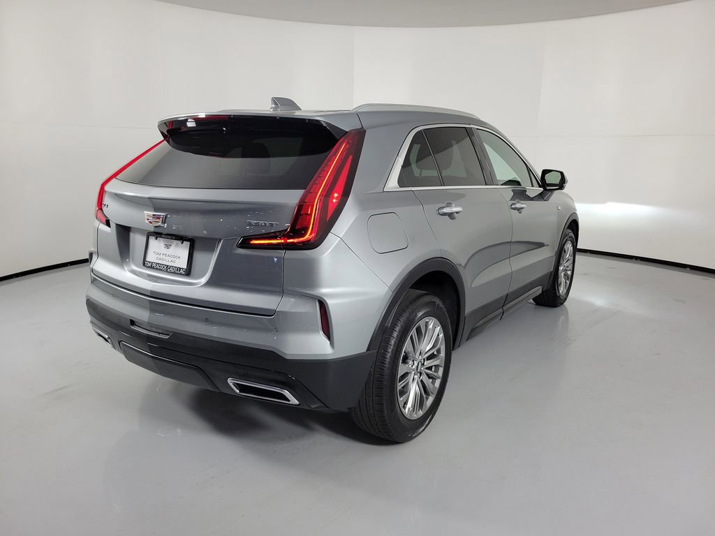 Certified 2025 Cadillac XT4 Premium Luxury image 4