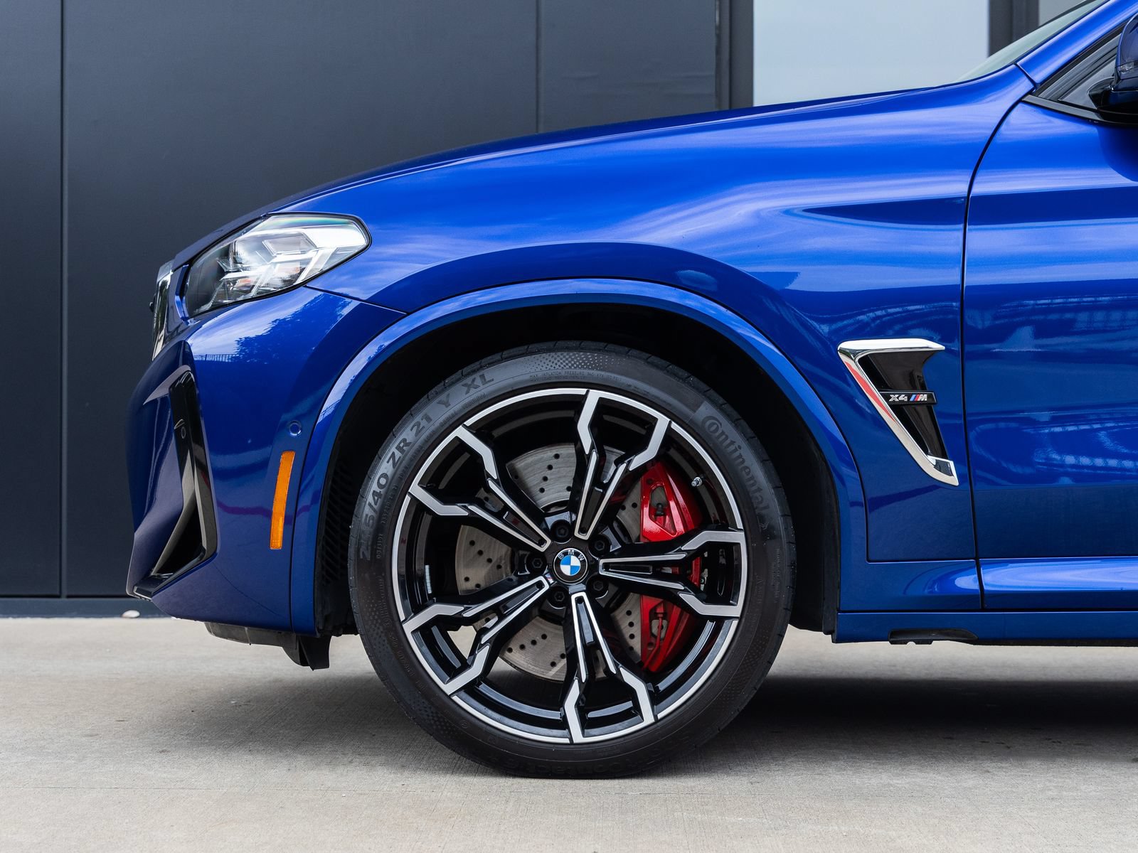 Used 2025 BMW X4 M w/ Executive Package AWD/4WD image 11