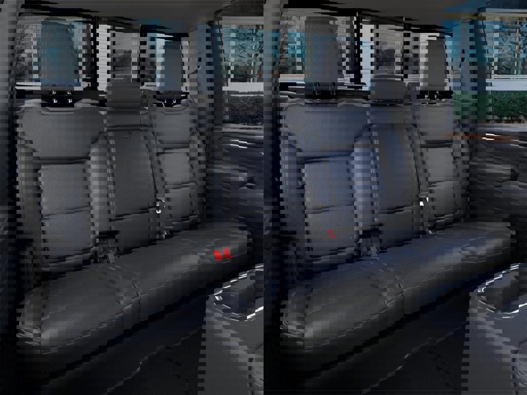 New 2025 GMC Sierra 2500 Denali w/ Denali Reserve Package image 18