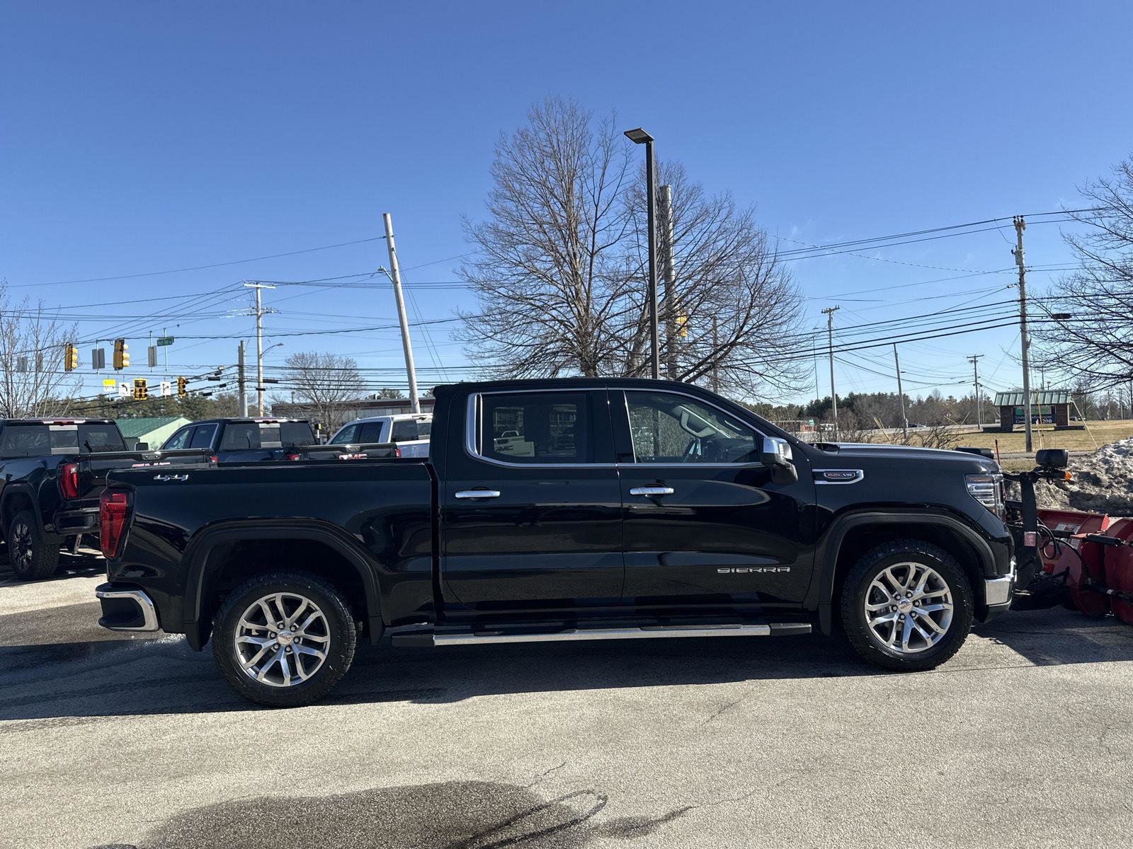 Used 2022 GMC Sierra 1500 SLT w/ SLT Premium Plus Package image 6