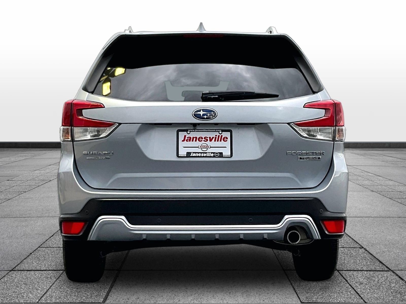Used 2023 Subaru Forester Touring AWD/4WD image 6