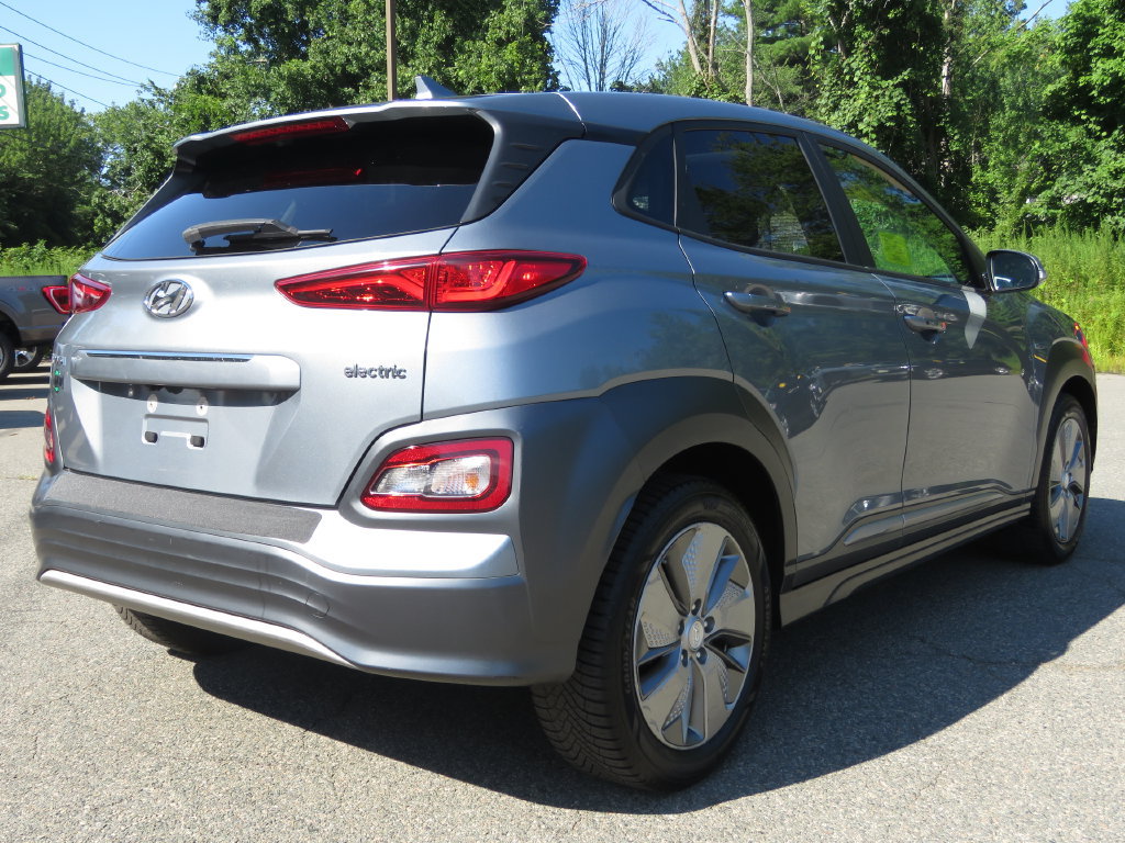 Used 2019 Hyundai Kona Limited w/ Cargo Package FWD image 5