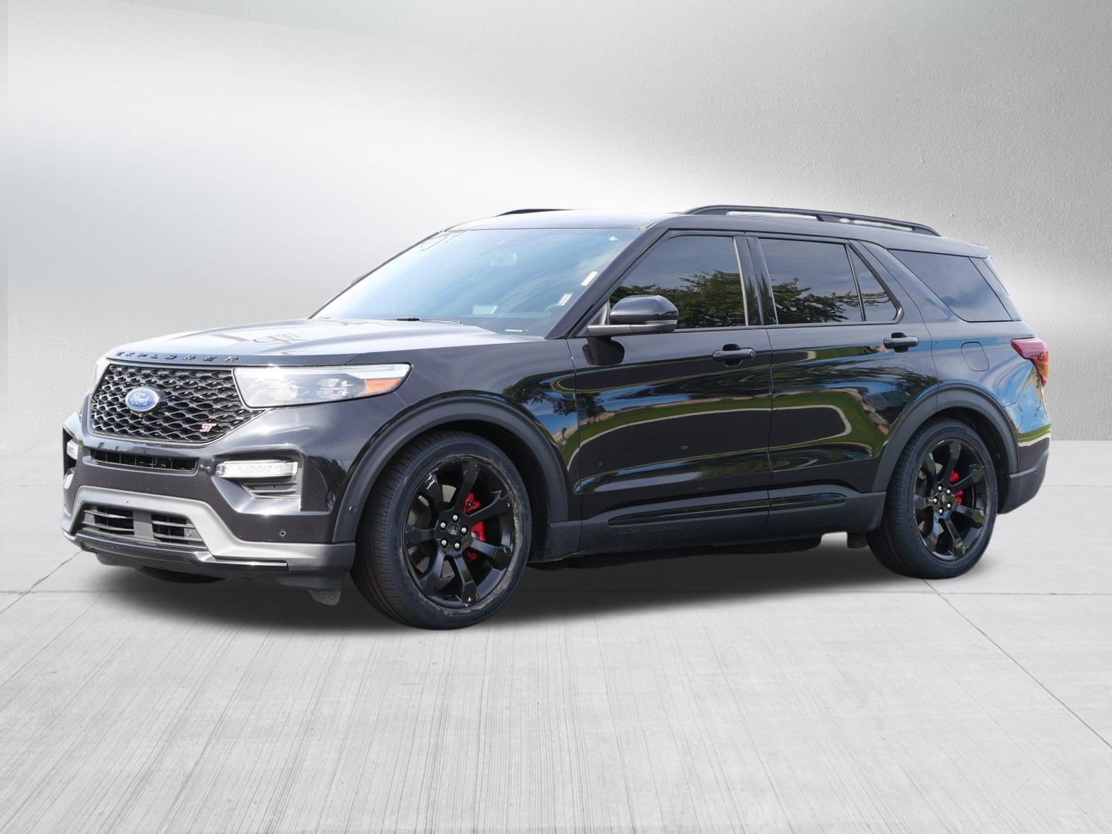 Used 2021 Ford Explorer ST w/ Equipment Group 401A AWD/4WD image 2