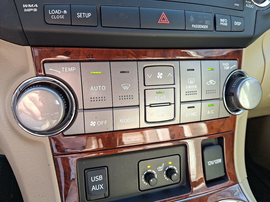 Used 2012 Toyota Highlander Limited w/ Tow Pkg image 15