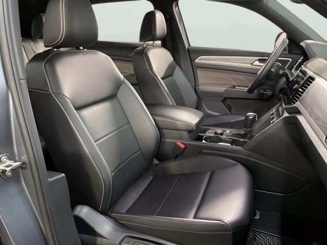 Used 2023 Volkswagen Atlas Cross Sport SE AWD/4WD image 79