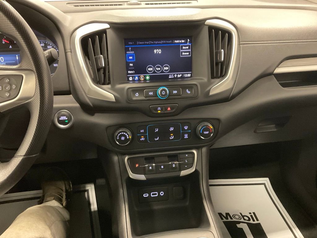 Used 2024 GMC Terrain SLE image 6