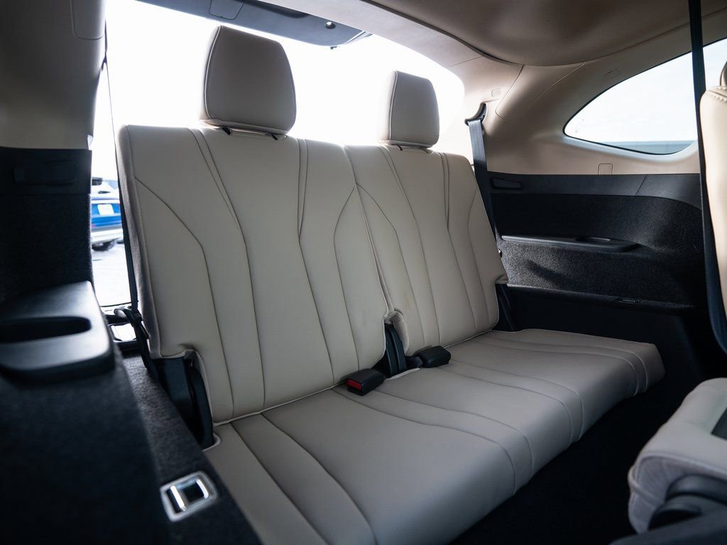 Certified 2025 Acura MDX SH-AWD image 45
