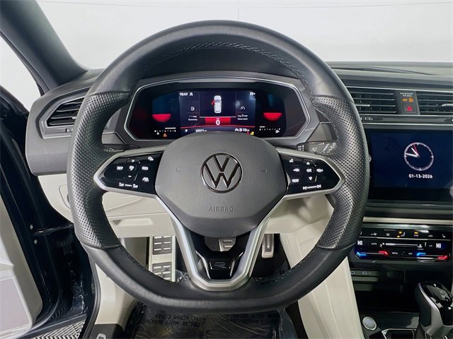 Used 2023 Volkswagen Tiguan SE R-Line image 15
