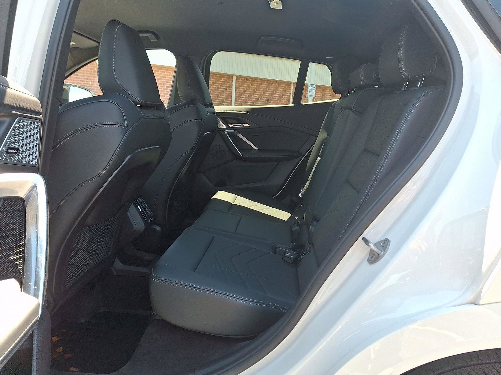 Used 2024 BMW X2 M35i AWD/4WD image 10
