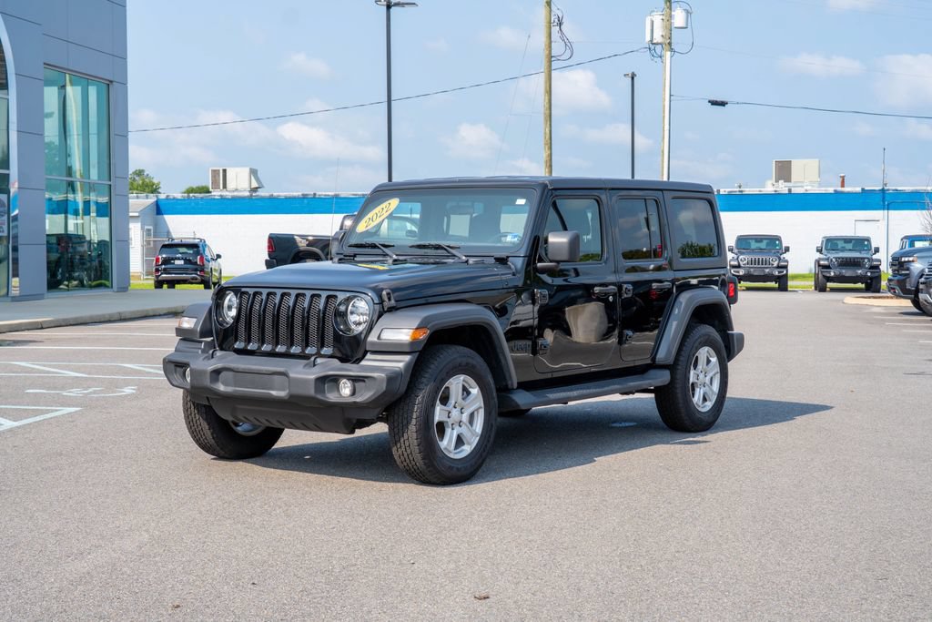 Used 2022 Jeep Wrangler Unlimited Sport AWD/4WD image 3