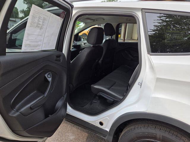 Used 2014 Ford Escape S w/ Equipment Group 101B FWD image 35