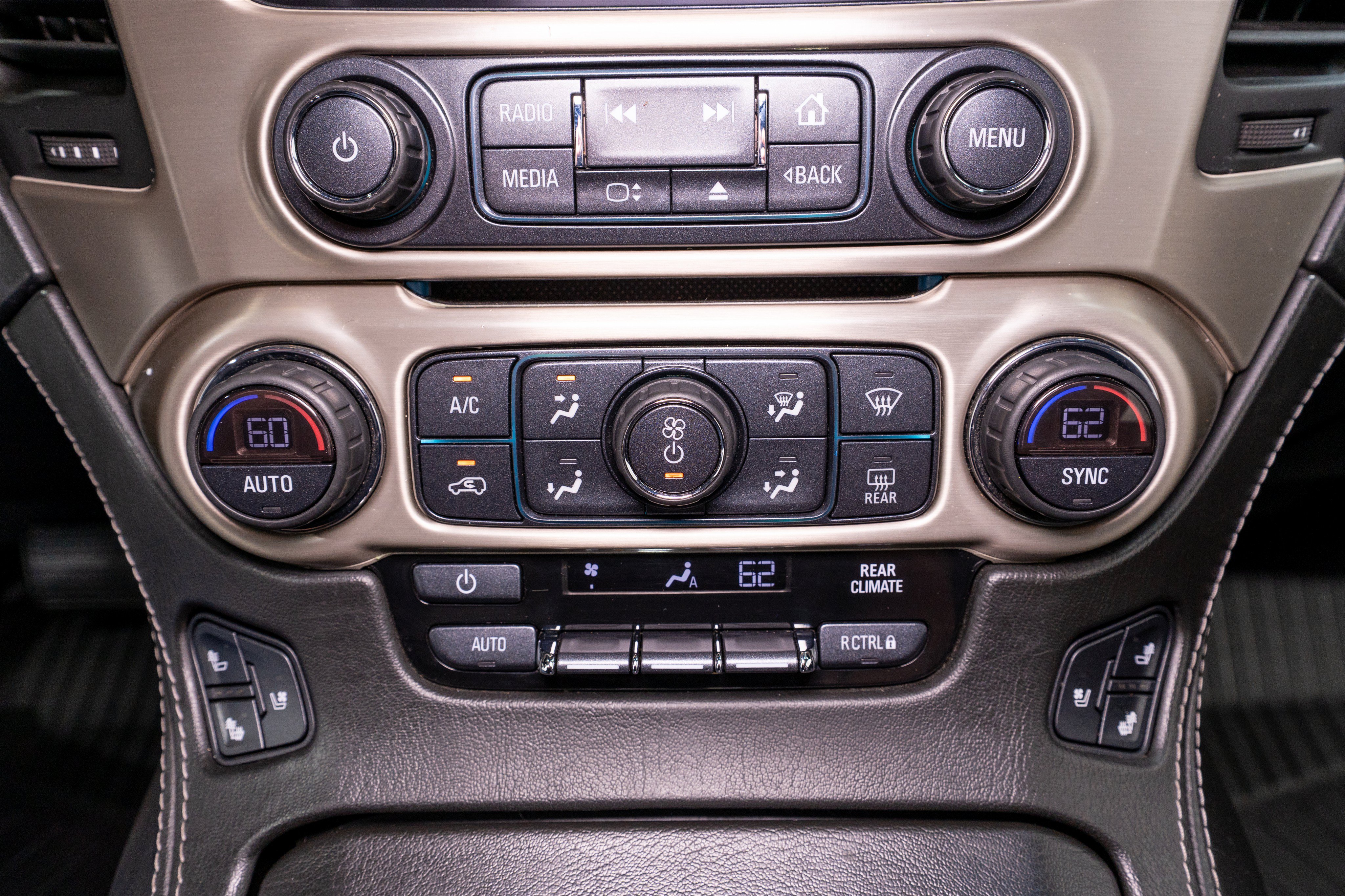 Used 2018 GMC Yukon Denali AWD/4WD image 22