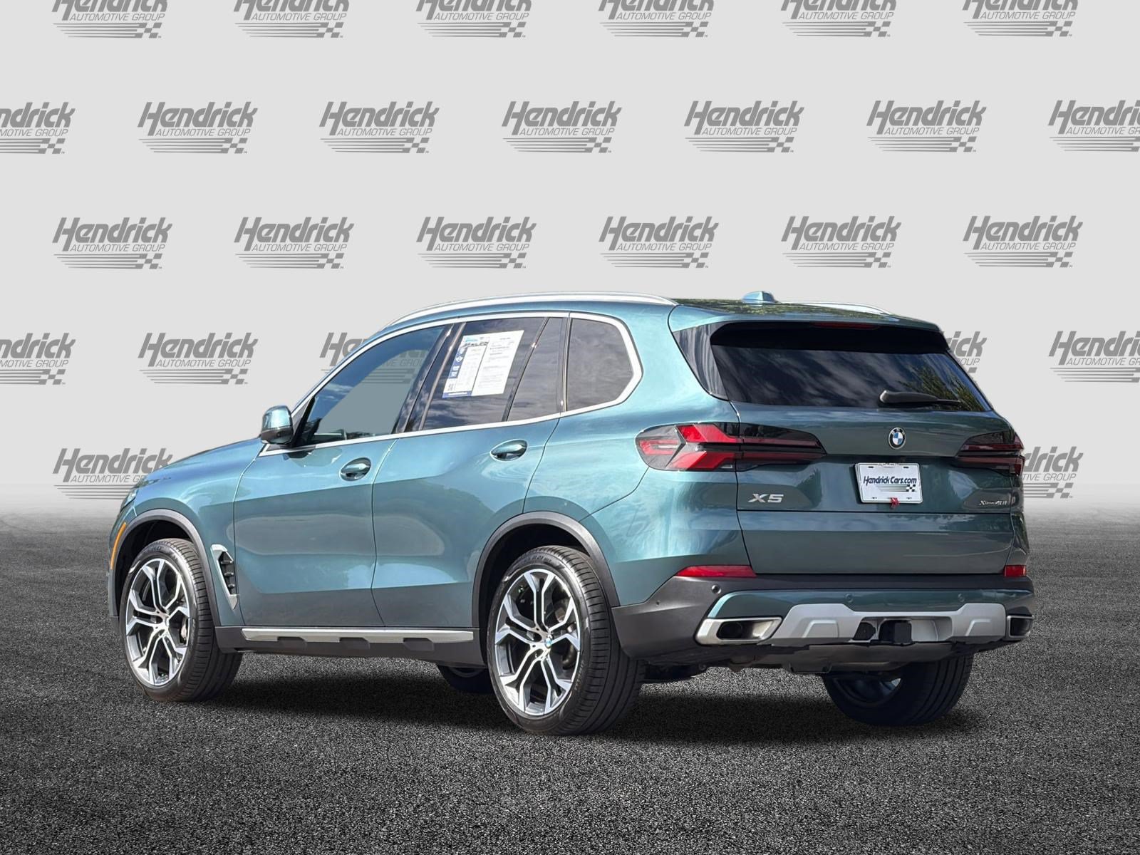 Used 2025 BMW X5 xDrive40i w/ Premium Package AWD/4WD image 7