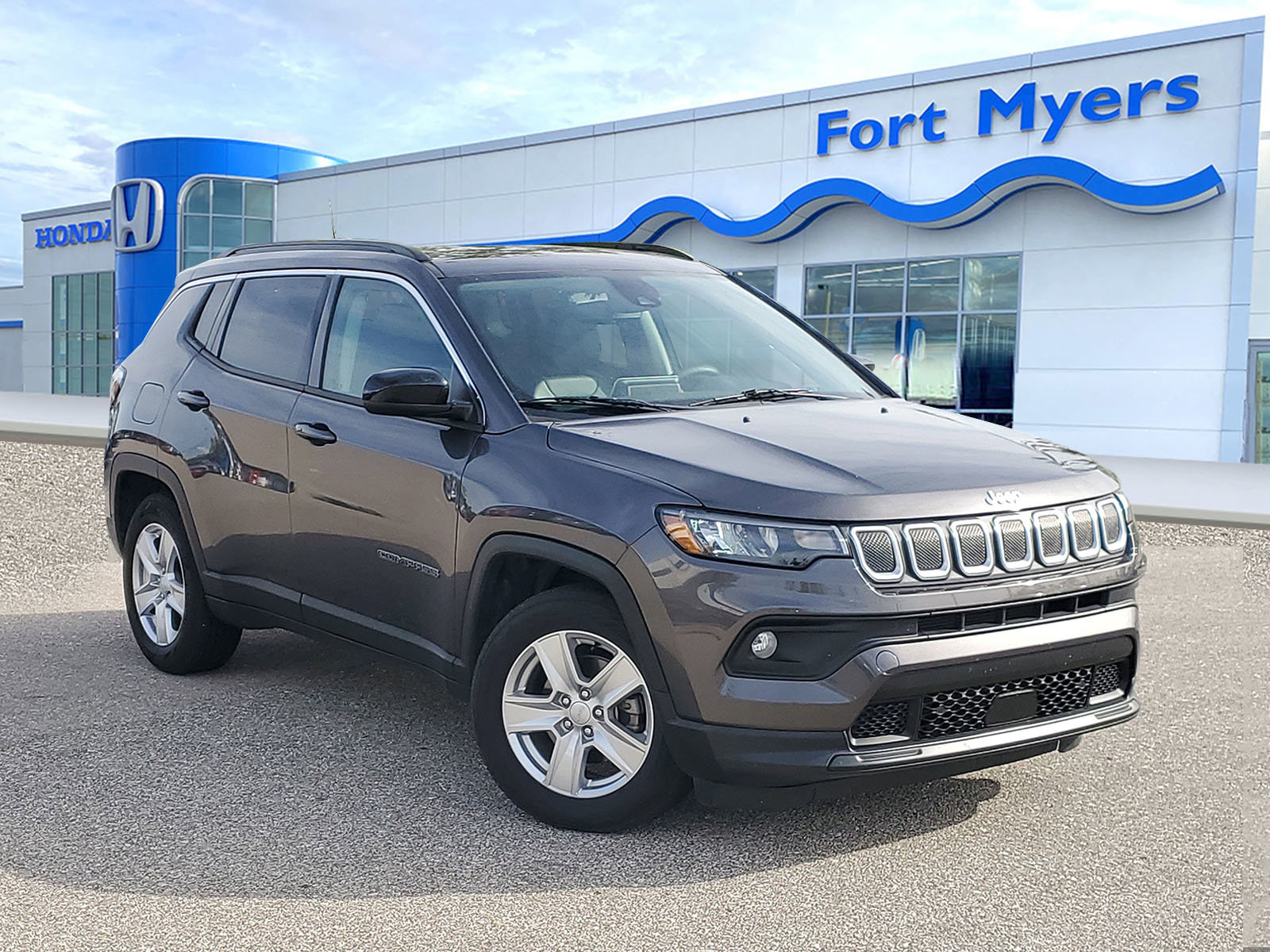 Used 2022 Jeep Compass Latitude w/ Sun and Sound Group video 1