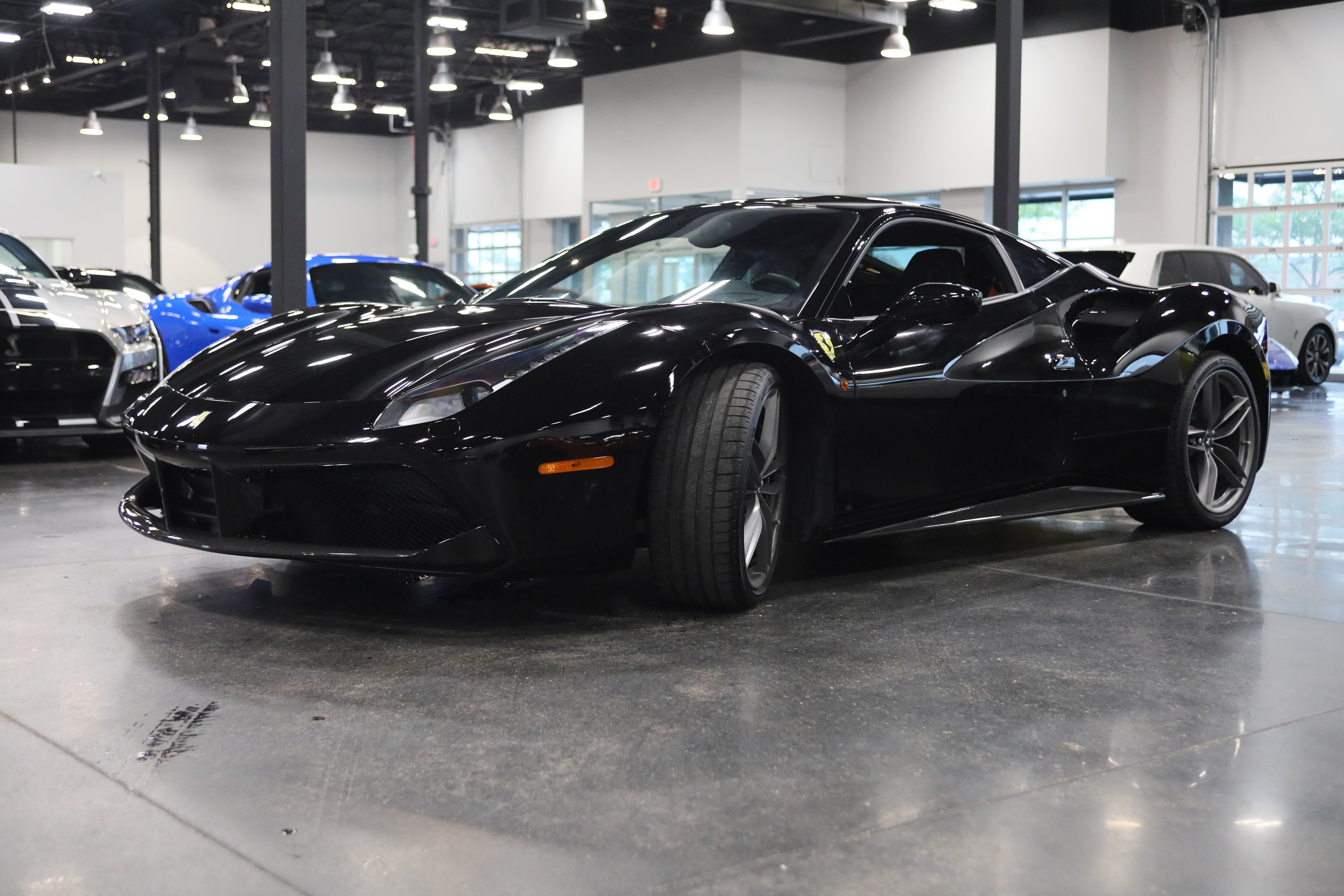 Used 2016 Ferrari 488 GTB RWD image 3