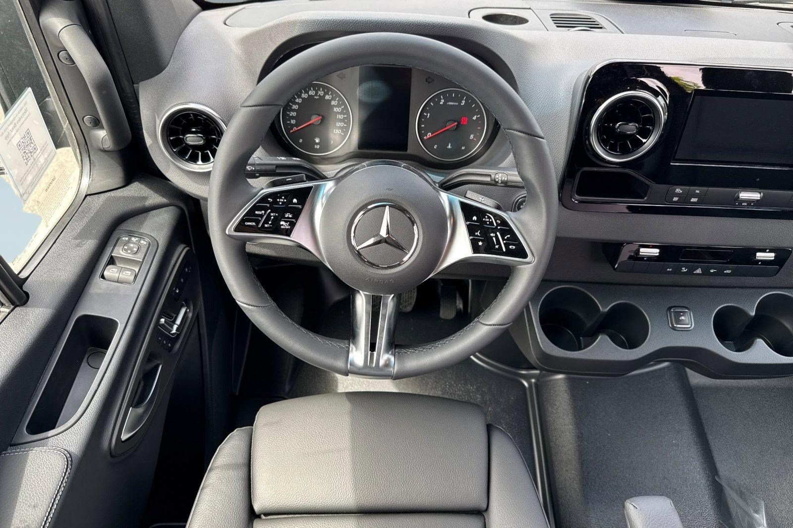 New 2026 Mercedes-Benz Sprinter 2500 image 24
