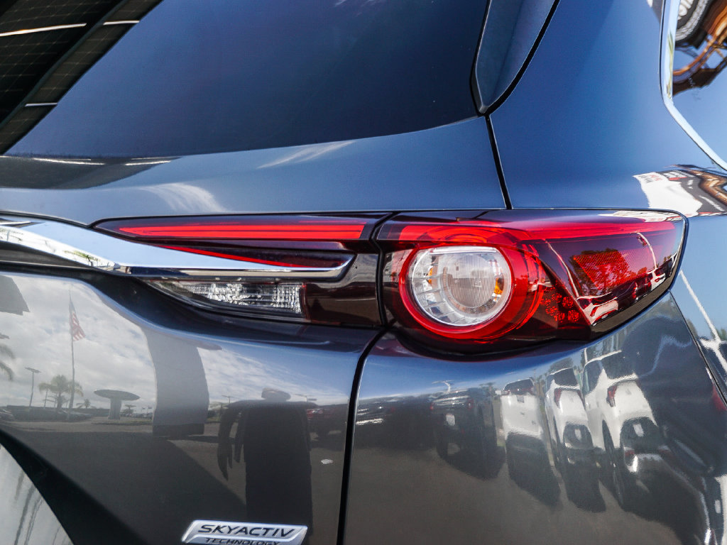 Used 2019 MAZDA CX-9 Touring w/ Touring Premium Package FWD image 8