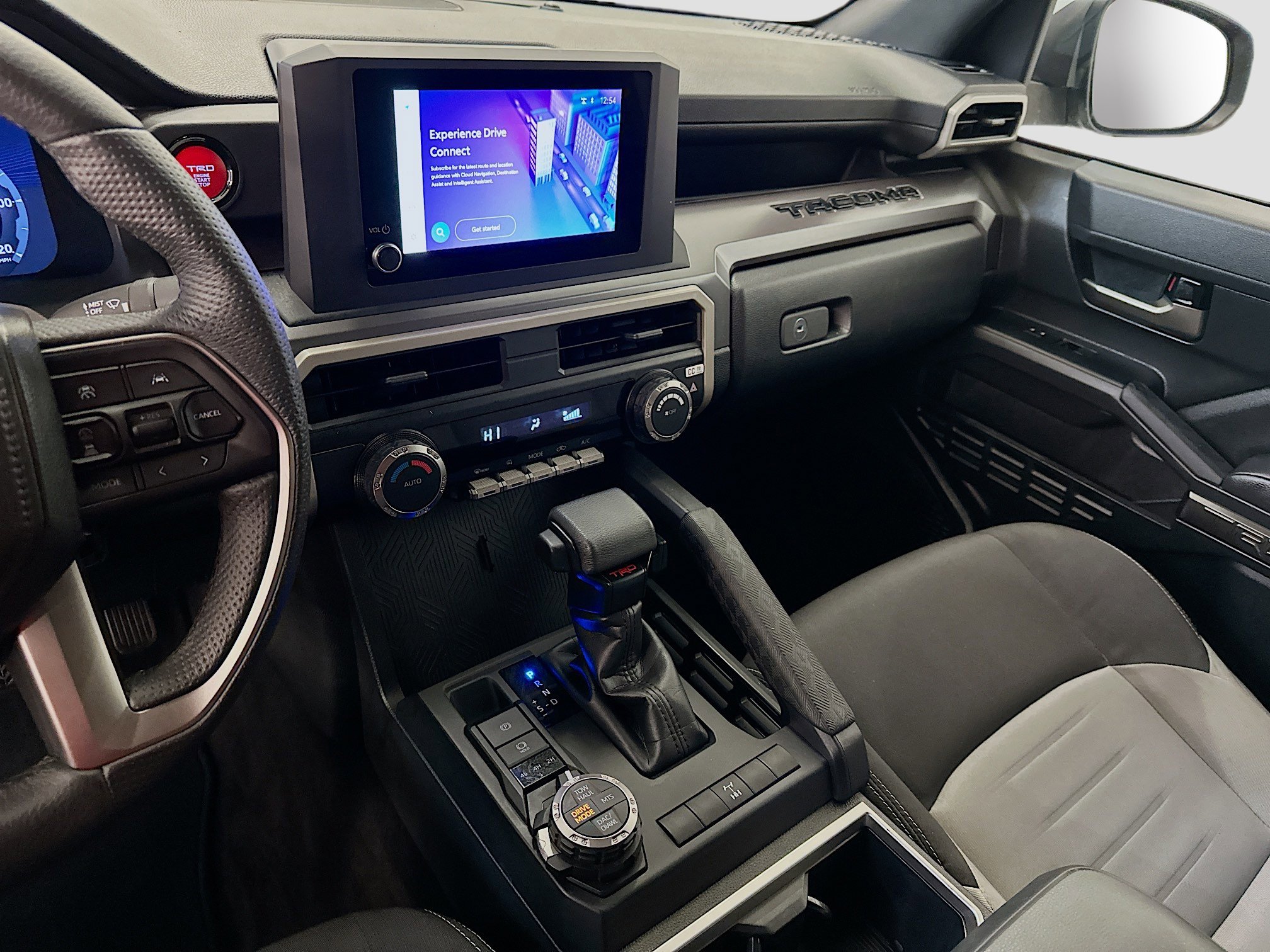 Used 2025 Toyota Tacoma TRD Off-Road image 26