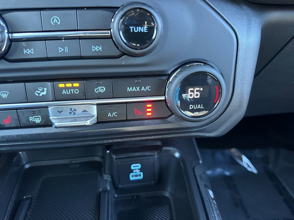 Used 2025 Ford Bronco Big Bend image 20