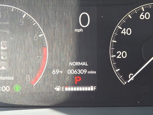 Used 2025 Honda Pilot TrailSport image 29