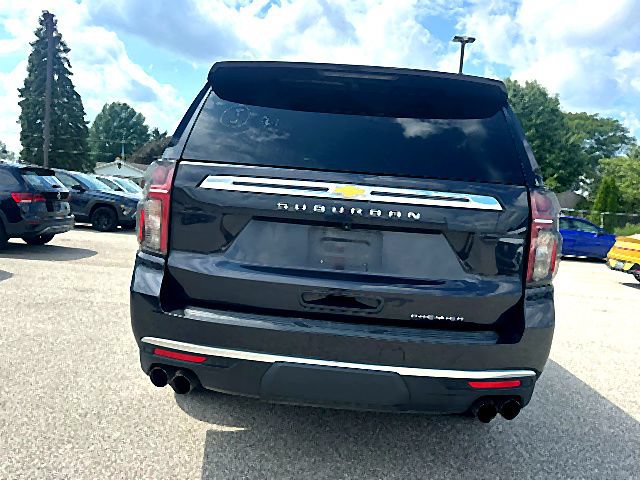 Used 2023 Chevrolet Suburban Premier AWD/4WD image 5