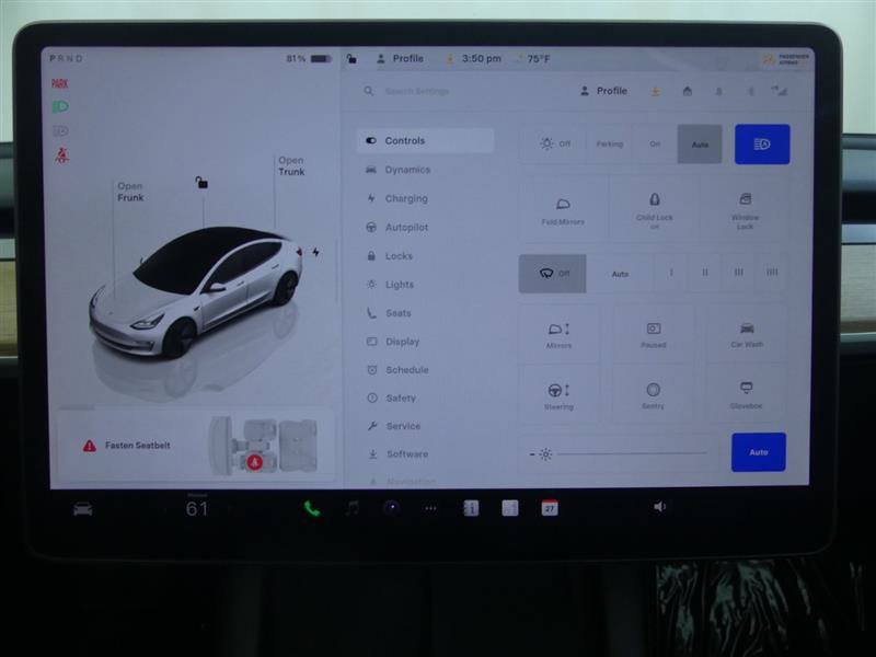 Used 2023 Tesla Model 3 Standard Range RWD image 12