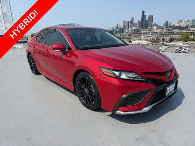 Used 2022 Toyota Camry XSE w/ Navigation Upgrade Package FWD image 1