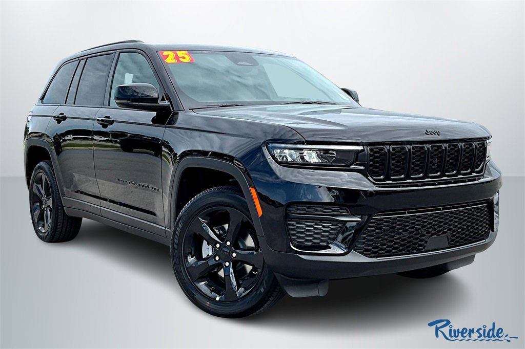New 2025 Jeep Grand Cherokee Altitude