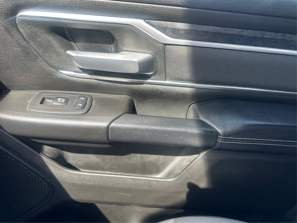 Used 2023 RAM 1500 Big Horn AWD/4WD image 29