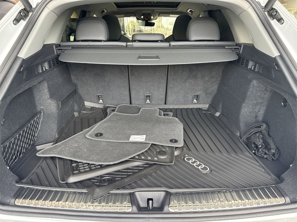 New 2025 Audi Q5 Premium Plus image 26