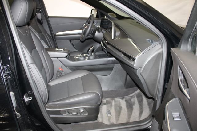 Certified 2024 Cadillac XT4 Premium Luxury image 15
