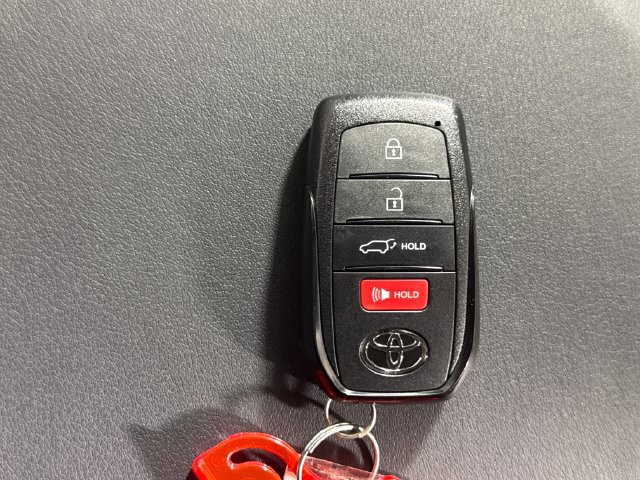 New 2026 Toyota C-HR AWD/4WD image 39