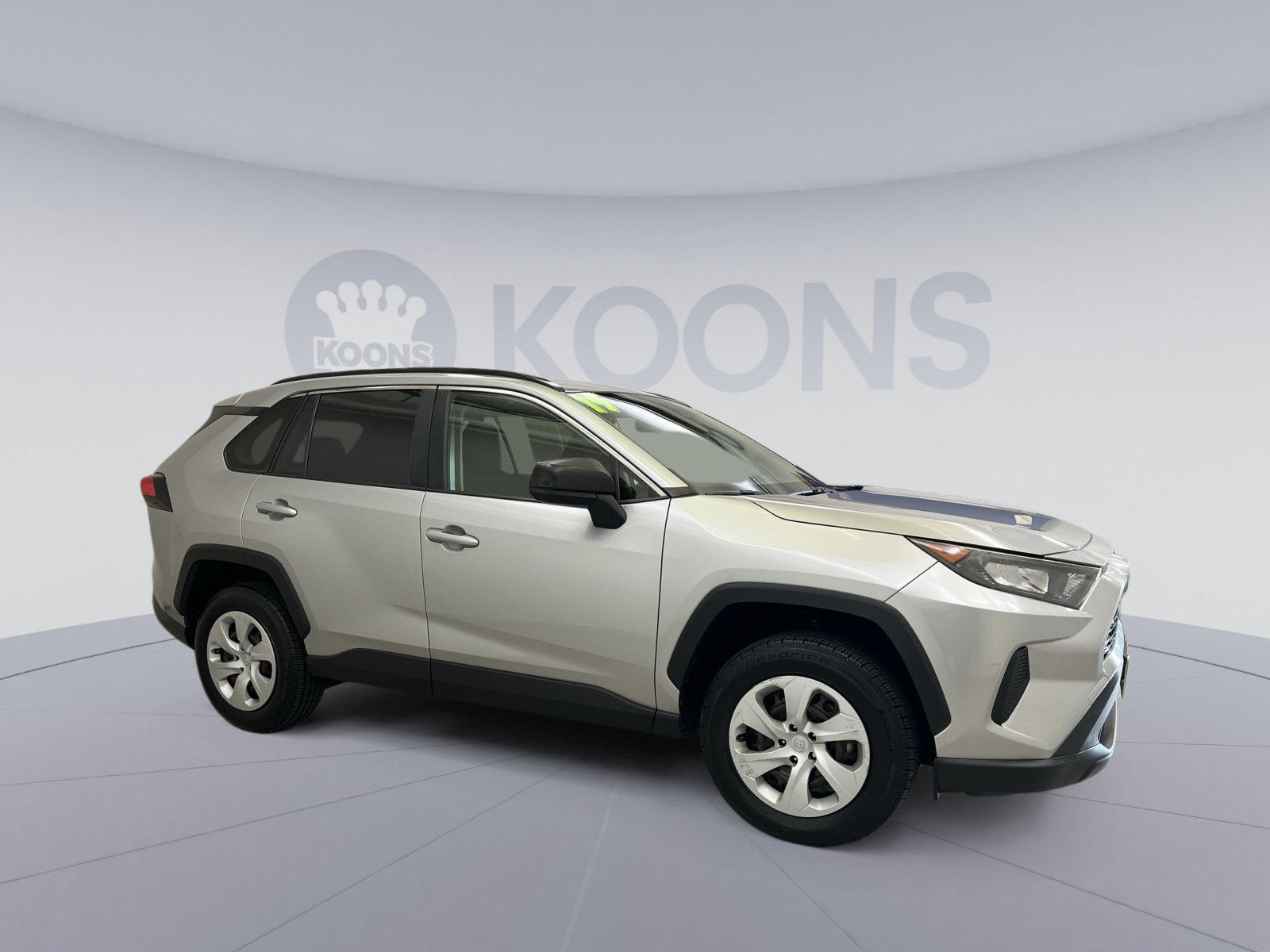 Used 2019 Toyota RAV4 LE w/ All Weather Liner Package AWD/4WD image 10