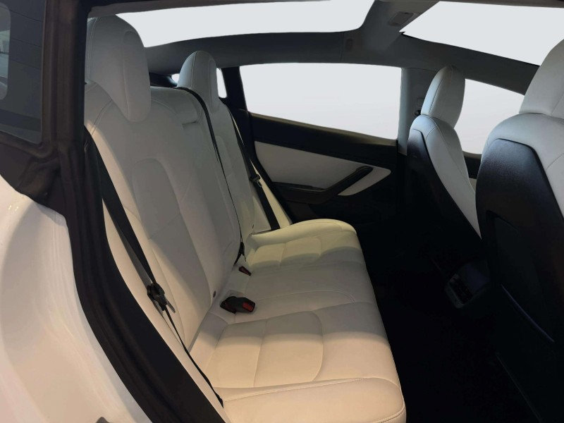 Used 2020 Tesla Model 3 Long Range AWD/4WD image 29