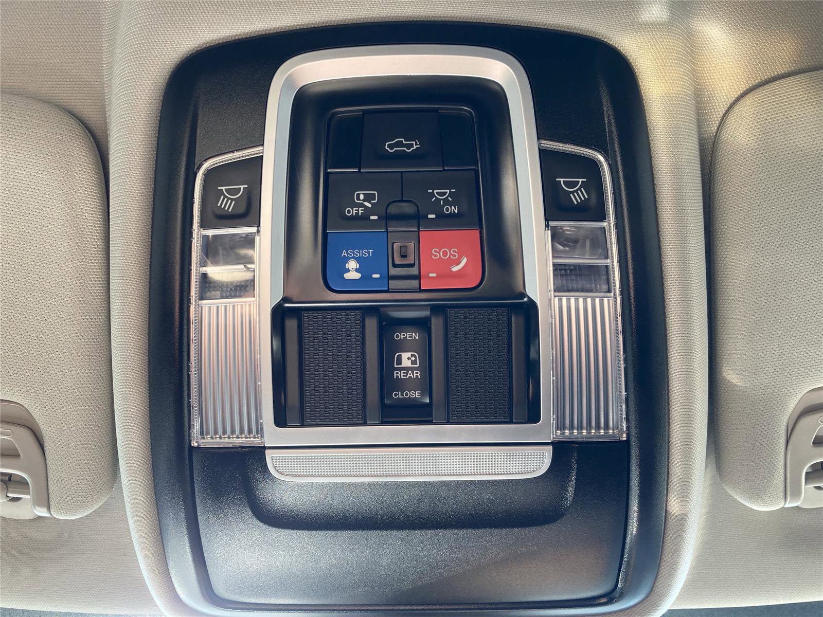 Used 2024 RAM 2500 Laramie image 23