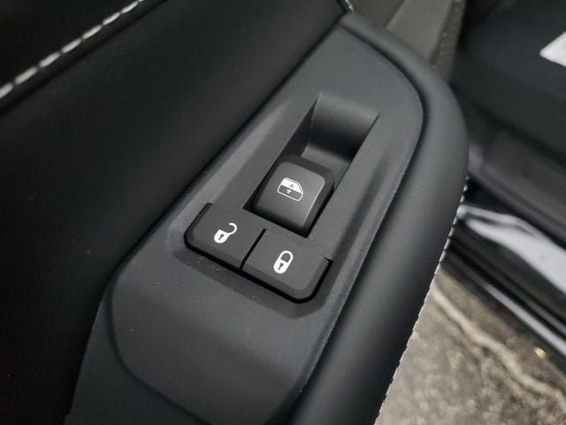 New 2026 Jeep Grand Cherokee Limited AWD/4WD image 16