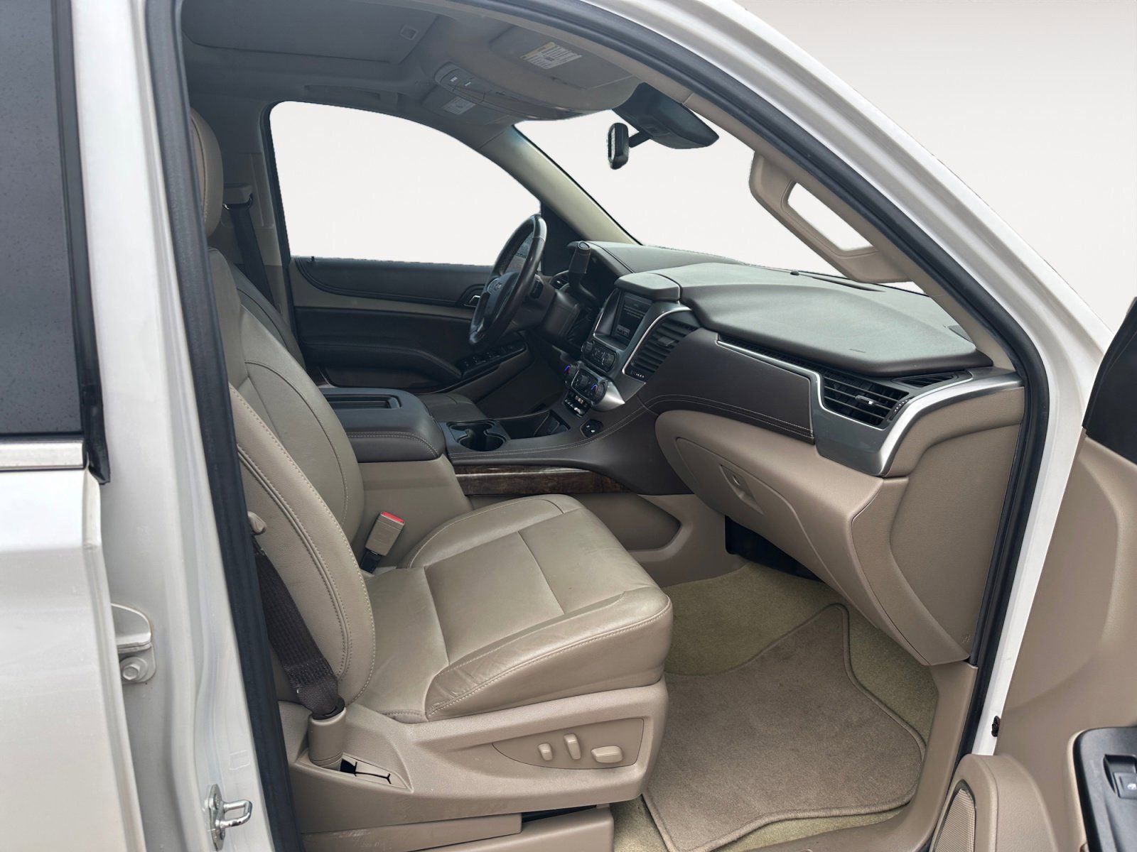 Used 2018 Chevrolet Tahoe LT w/ LT Signature Package image 15