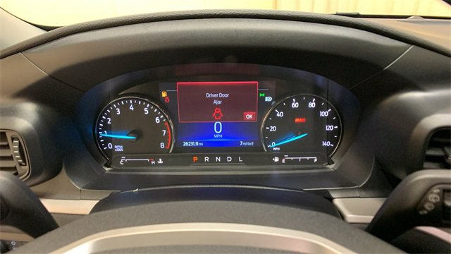 Used 2023 Ford Explorer XLT image 36