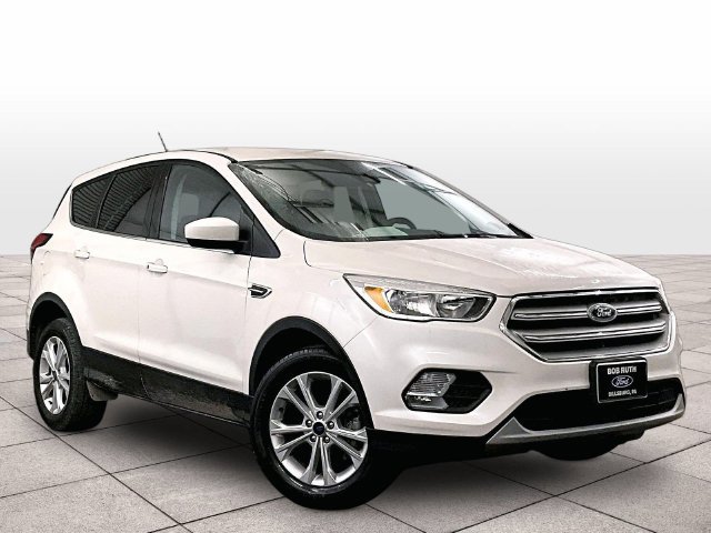 Used 2019 Ford Escape SE AWD/4WD image 2