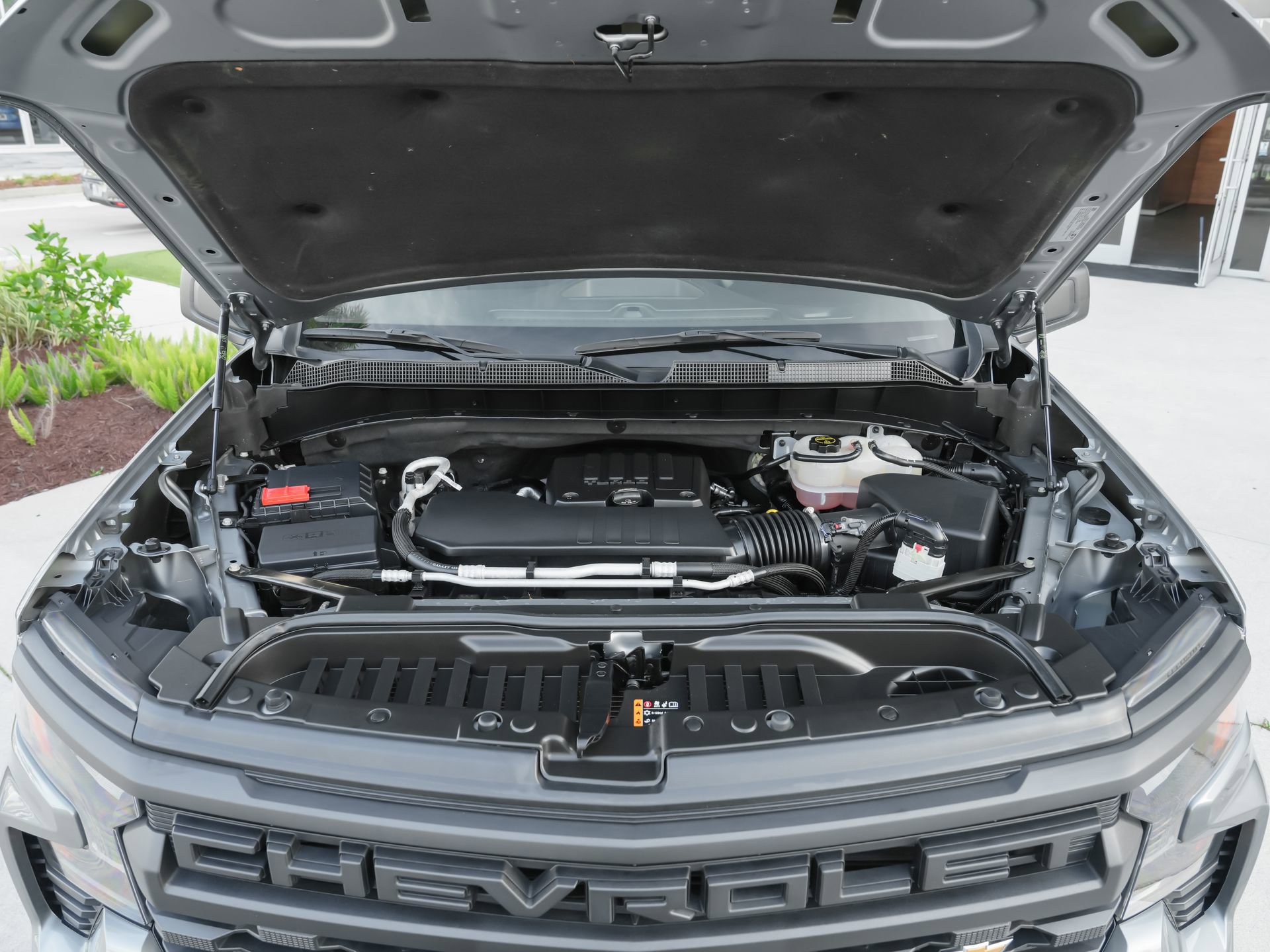 Used 2025 Chevrolet Silverado 1500 Custom AWD/4WD image 43