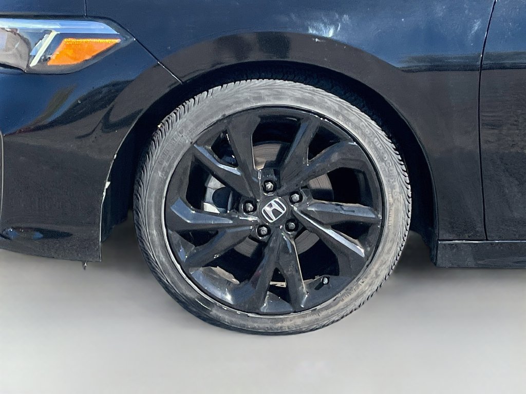 Used 2025 Honda Civic Sport Touring image 32