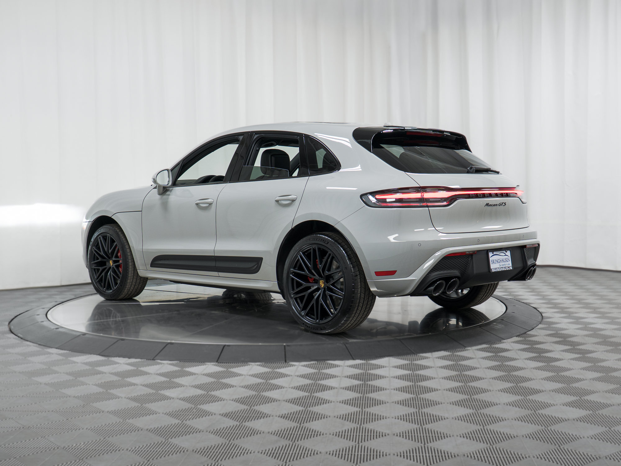 Used 2026 Porsche Macan GTS AWD/4WD image 35
