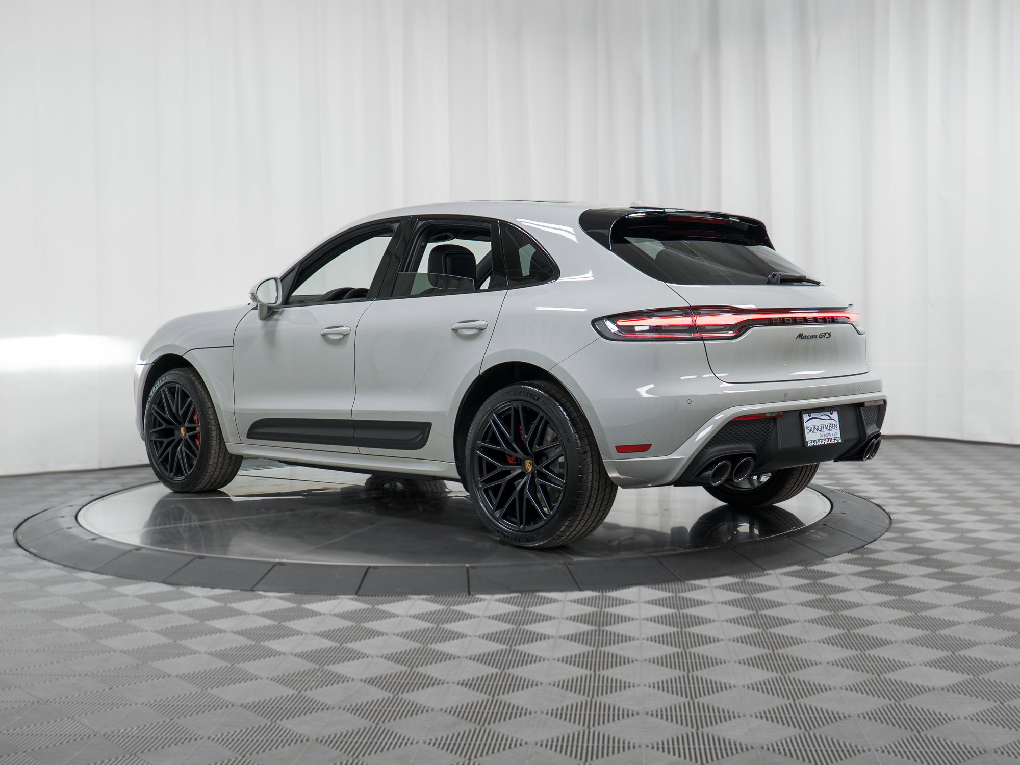 New 2026 Porsche Macan GTS image 35