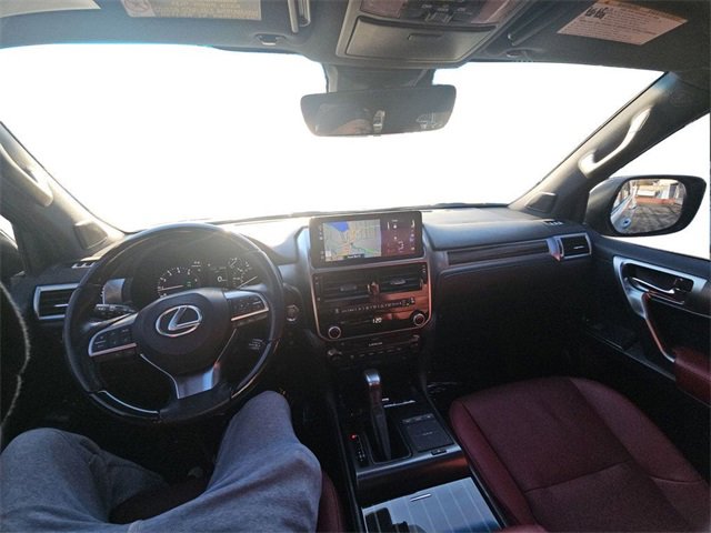 Used 2022 Lexus GX 460 Premium w/ Accessory Package image 12