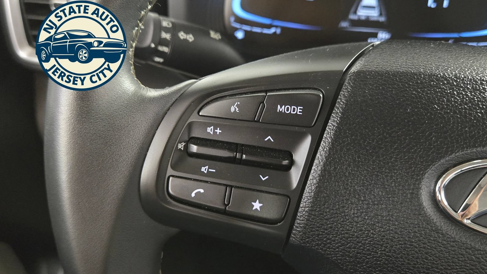 Used 2026 Hyundai Venue SEL FWD image 13